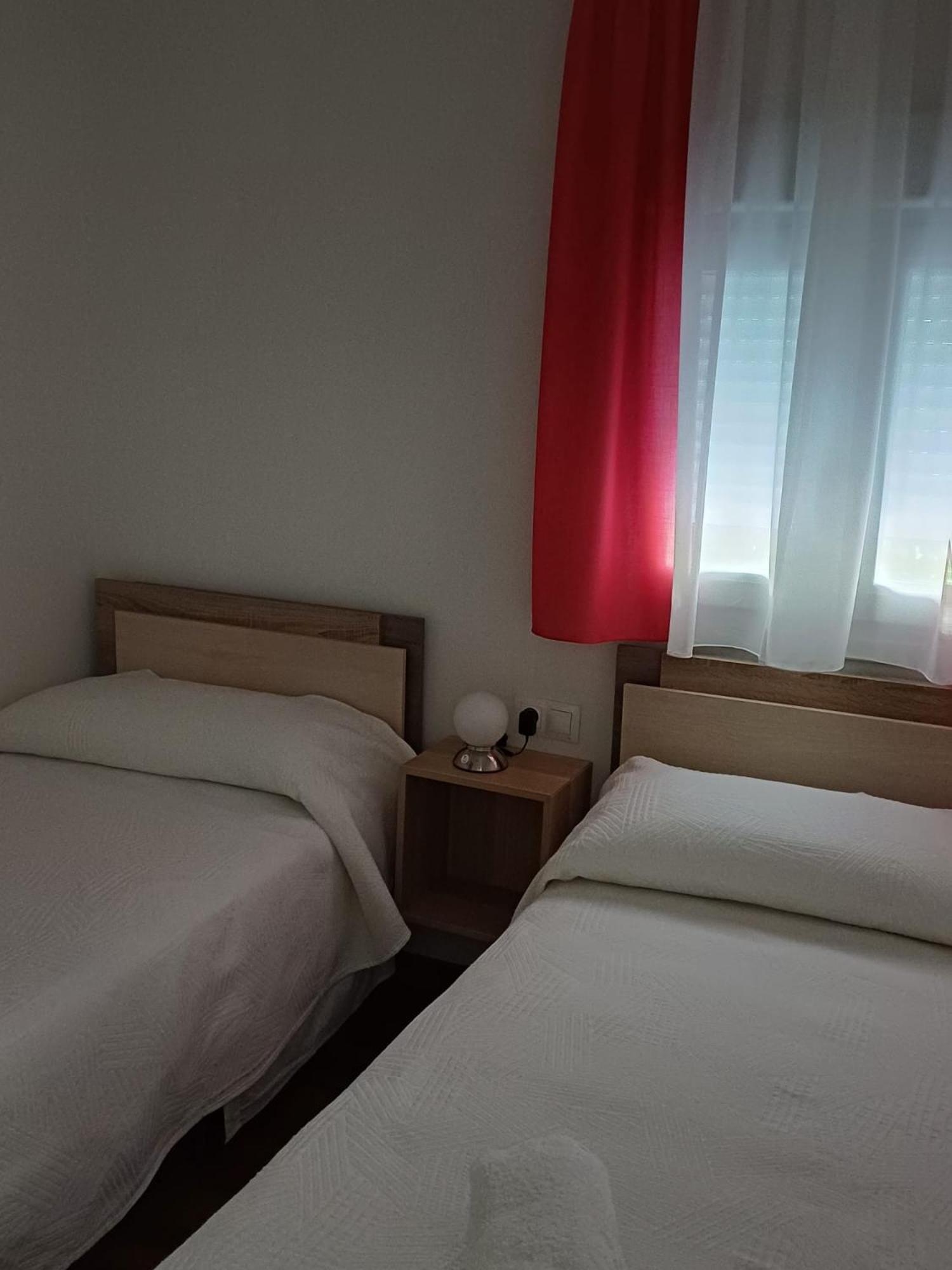 Lyrioshomes Apartamento Filpo Rojas , Sevilla Eksteriør bilde